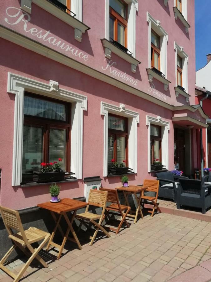 Penzion U Papousku Jindřichŭv Hradec Eksteriør billede
